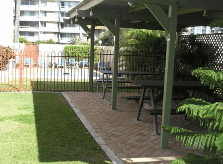 Columbia Tower Holiday Apartments - Coogee Beach Accommodation 1
