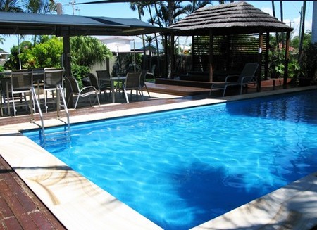 Country Plaza Motor Inn - Accommodation in Surfers Paradise