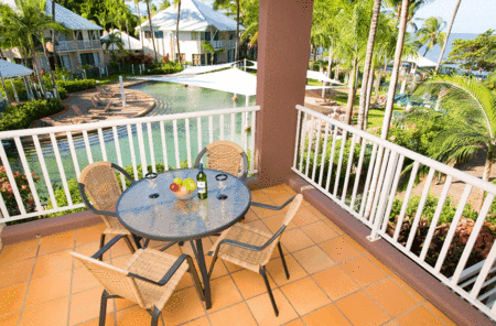 Coral Sands Beachfront Resort - Accommodation QLD 4