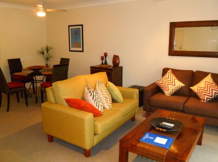 Miami Beachside Apartments - Accommodation in Brisbane
