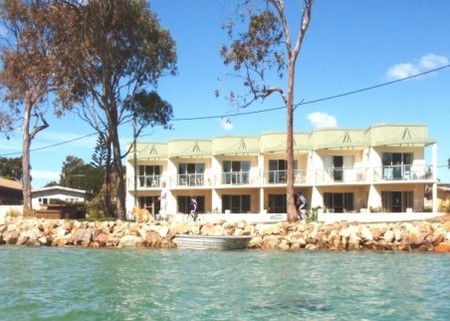 Merimbula Lake Apartments - St Kilda Accommodation 2