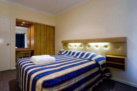 Archer Resort - Accommodation Gladstone