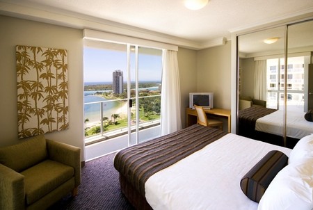 Outrigger Twin Towns Resort - St Kilda Accommodation 2