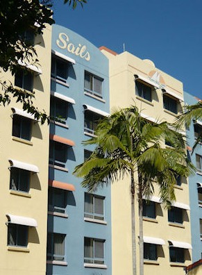 Sails Resort On Golden Beach - Accommodation in Surfers Paradise