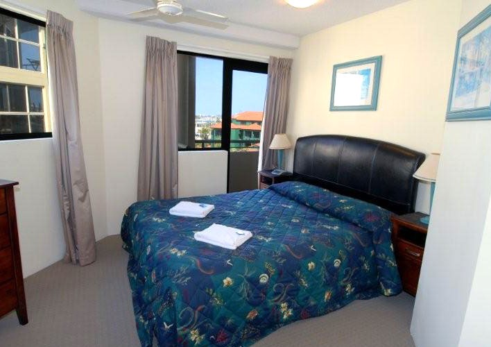 Excellsior Holiday Apartments - Accommodation QLD 3