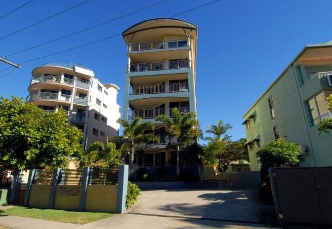 Excellsior Holiday Apartments - Accommodation QLD 5