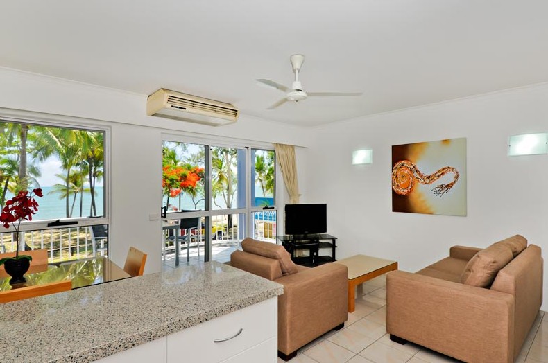 Agincourt Beachfront Apartments - Accommodation QLD 6