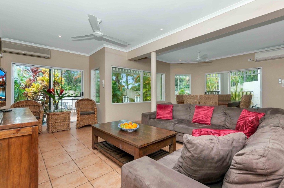 The Villas Palm Cove - Dalby Accommodation
