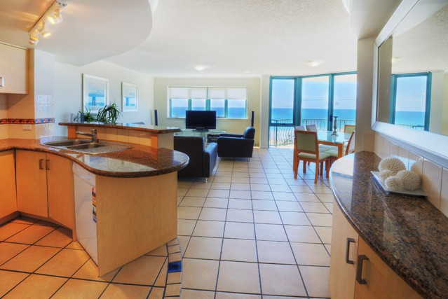 Grand Palais Beachside Resort - St Kilda Accommodation 2