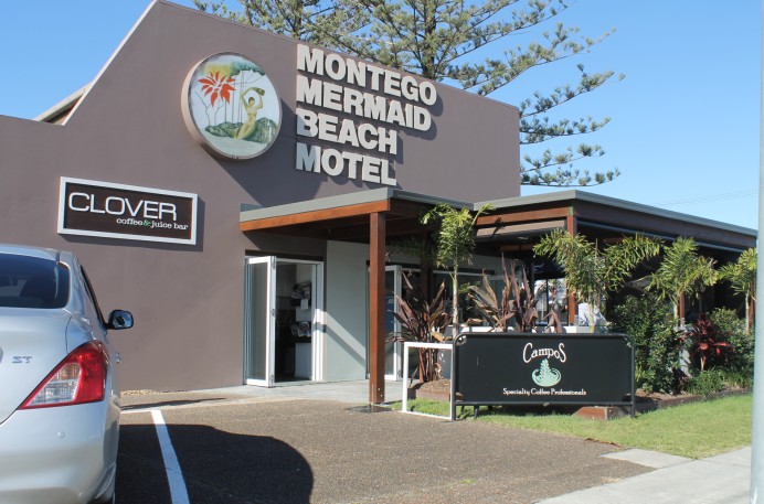A' Montego Mermaid Beach Motel - thumb 5