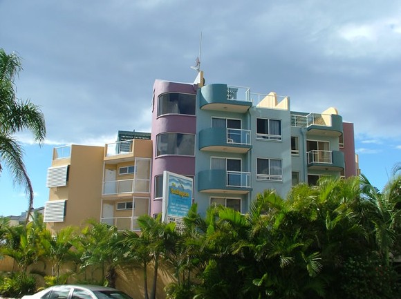 Burlington Holiday Apartments - Accommodation QLD 2