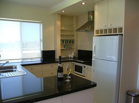 Burlington Holiday Apartments - Accommodation QLD 3