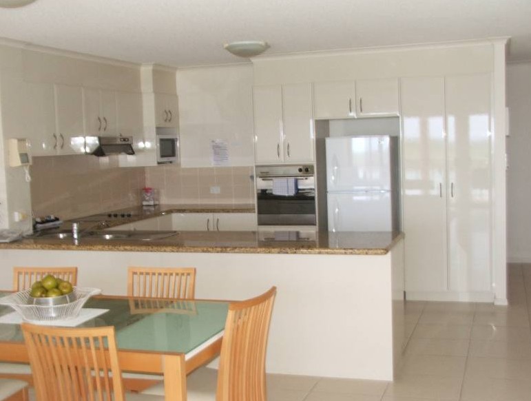 On The River Apartments - Hervey Bay Accommodation 1