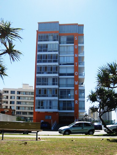 Suntower Apartments - Accommodation QLD 0