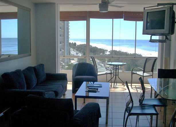 Suntower Apartments - St Kilda Accommodation 4