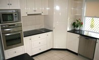 Ruthmor Villas - Accommodation in Surfers Paradise
