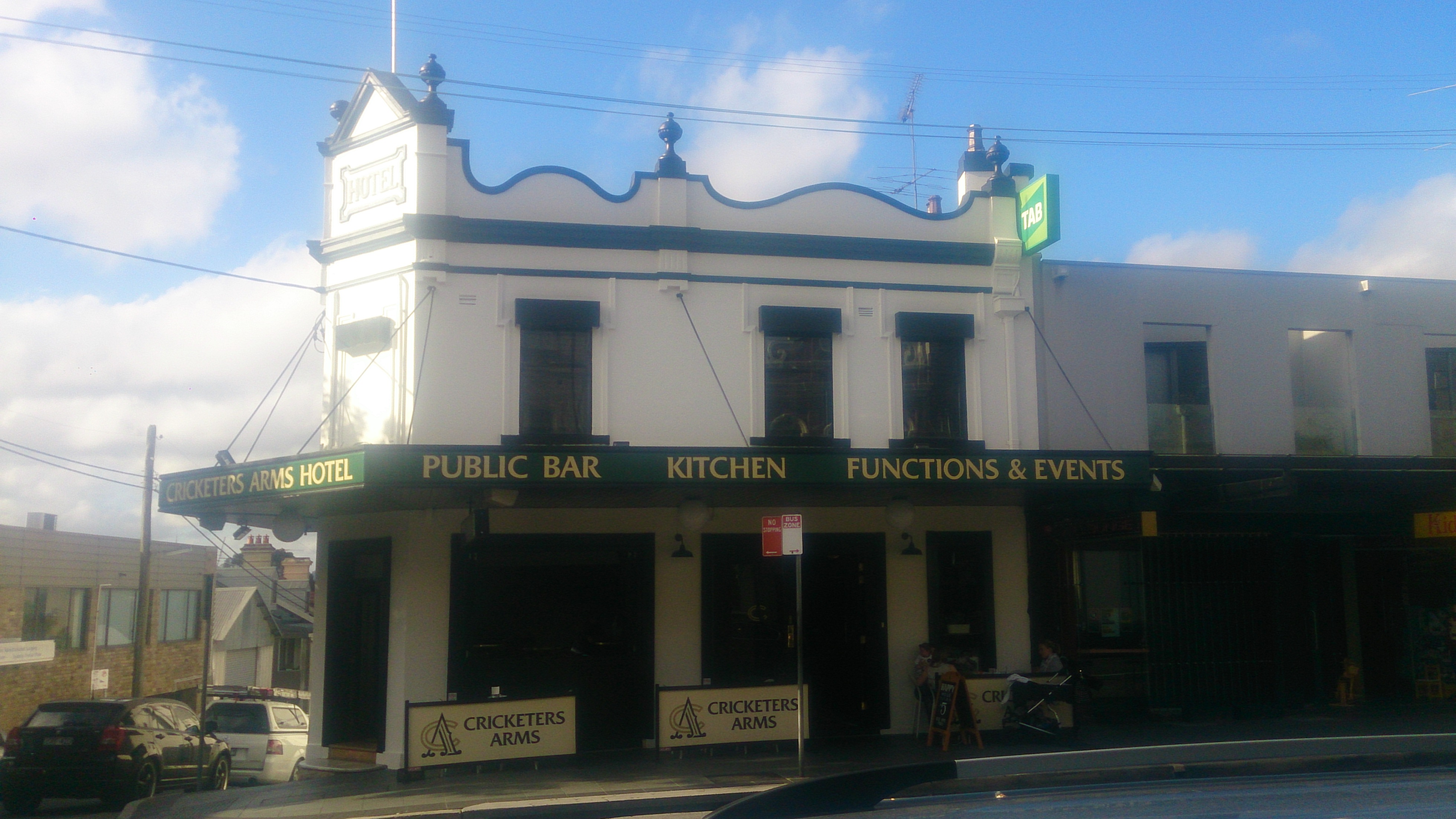 Cricketers Arms Hotel - Redcliffe Tourism