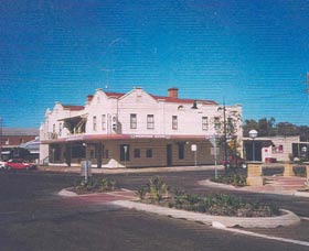 Namoi Hotel Motel - Accommodation in Bendigo