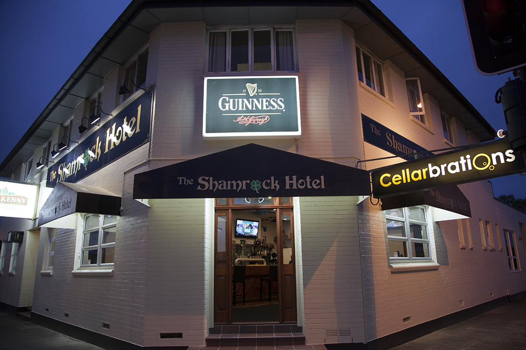 Shamrock Hotel - Kempsey Accommodation