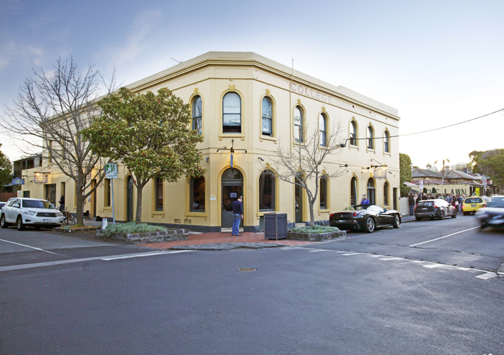 College Lawn Hotel - Dalby Accommodation