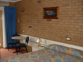 Bogong Moth Motel - Carnarvon Accommodation