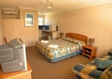 Montego Mermaid Beach Motel - Accommodation Port Hedland