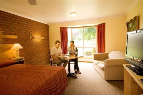 AAt 28 GOLDSMITHGolden Chain Motel - Accommodation Sydney