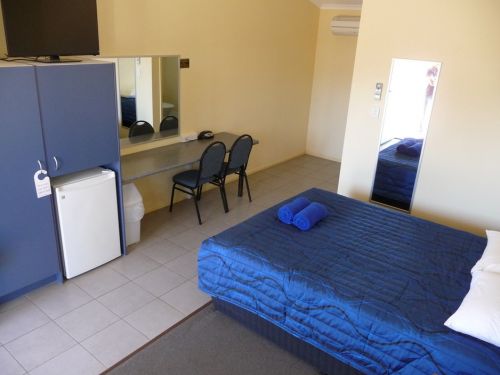 Moura Motel - Accommodation Australia 1