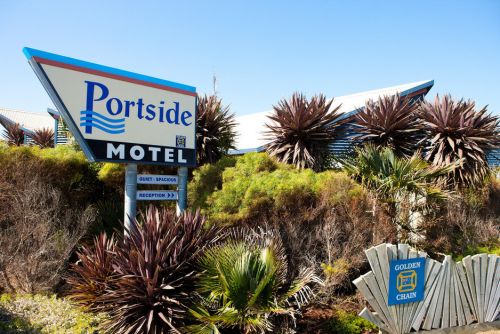 Golden Chain Portside Motel - Accommodation Cooktown