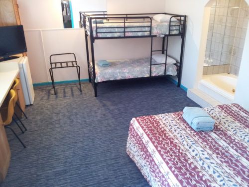 Charlton Motel - Accommodation Fremantle 2
