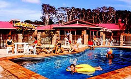 Wombat Beach Resort - Kingaroy Accommodation