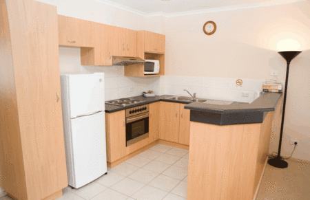 The Grand Apartments - St Kilda Accommodation 1