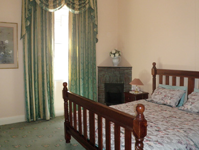 Grandview House Apartments - St Kilda Accommodation 4