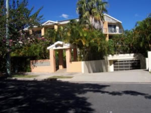 Coolamon Apartments - Coogee Beach Accommodation 2