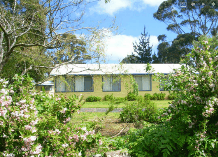 Sharonlee Strahan Villas - St Kilda Accommodation 2