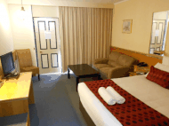 The Commodore Regent - Accommodation Directory