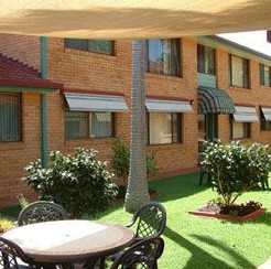 Calypso Apartments - Dalby Accommodation 2