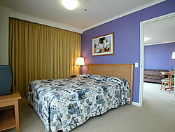 Waldorf Apartments Hotel Canberra - Coogee Beach Accommodation 2