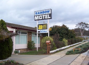 Rainbow Motel - thumb 2
