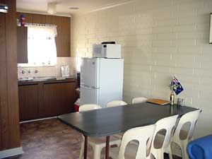 Wool Bay Holiday Units - Redcliffe Tourism