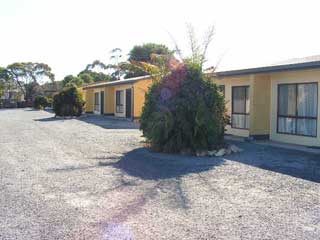 Wool Bay Holiday Units - St Kilda Accommodation 2