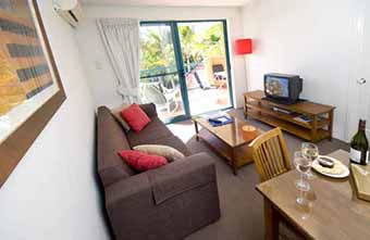 Karana Palms Resort - Accommodation QLD 5