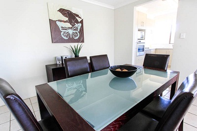 Seacrest Beachfront Holiday Apartments - Coogee Beach Accommodation 5