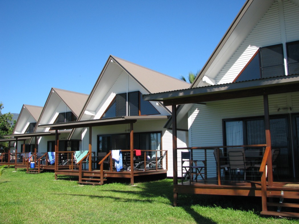 Cardwell Beachcomber Motel  Tourist Park - Yamba Accommodation