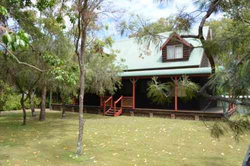 The Wooli River Cottage - Casino Accommodation