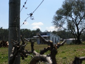 Ridgemill Escape - Cabins In The Vineyard - Accommodation Burleigh 0