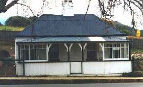 Poplar Cottage - Accommodation Fremantle 0