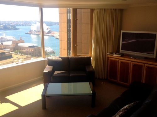 Rent a Room the Rocks - Accommodation in Surfers Paradise