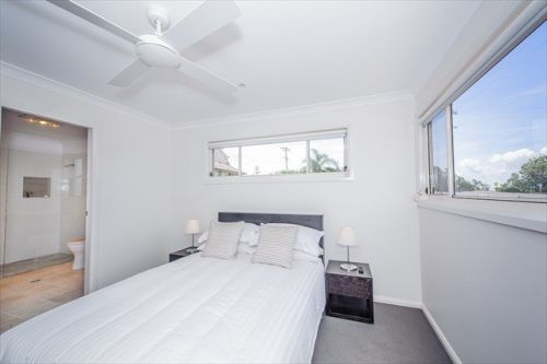 Escape At Nobbys - Accommodation Burleigh 7