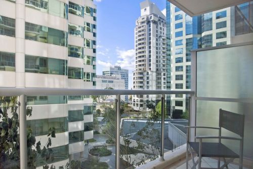 Astra Apartments - Chatswood - Accommodation Burleigh 0